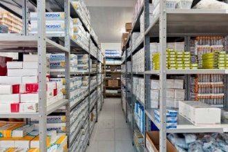 Работа в Голландии склад лекарств