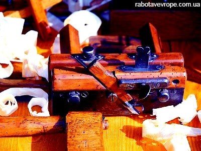 Работа в Швеции столяром
