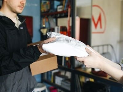Робота в Польщі на складі посилок